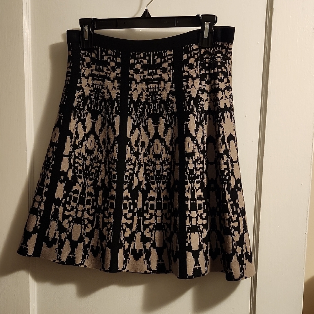 Spense Black and White A-Line Pleated Cocktail Skirt